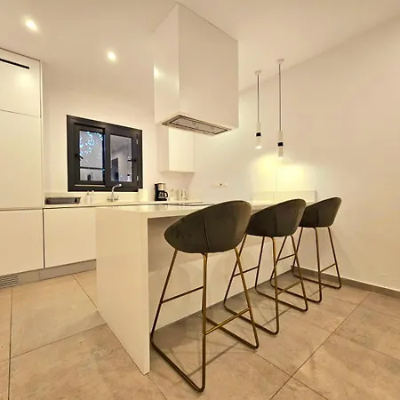 Apartment 2 Bedrooms *
